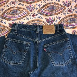 dark wash levi’s